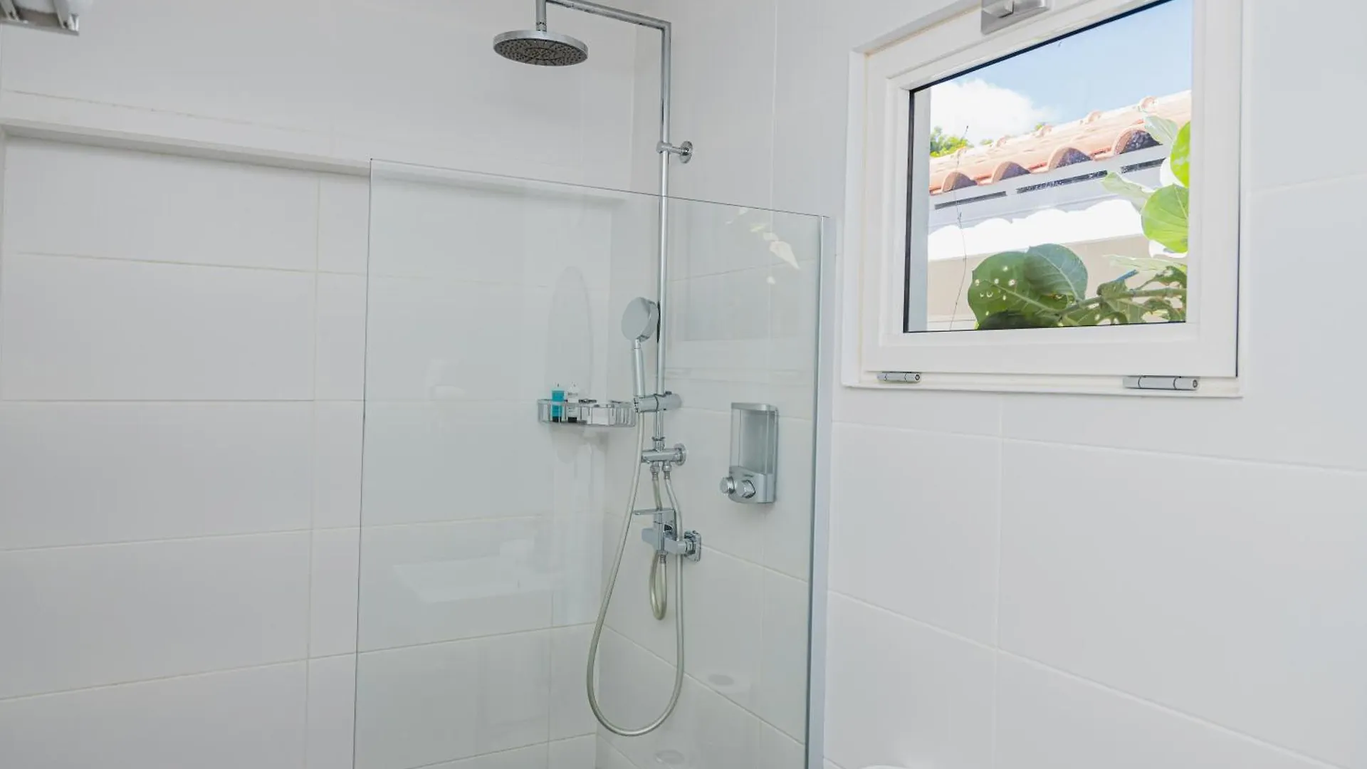 White Lotus Retreats Apartamento Palm Beach Aruba
