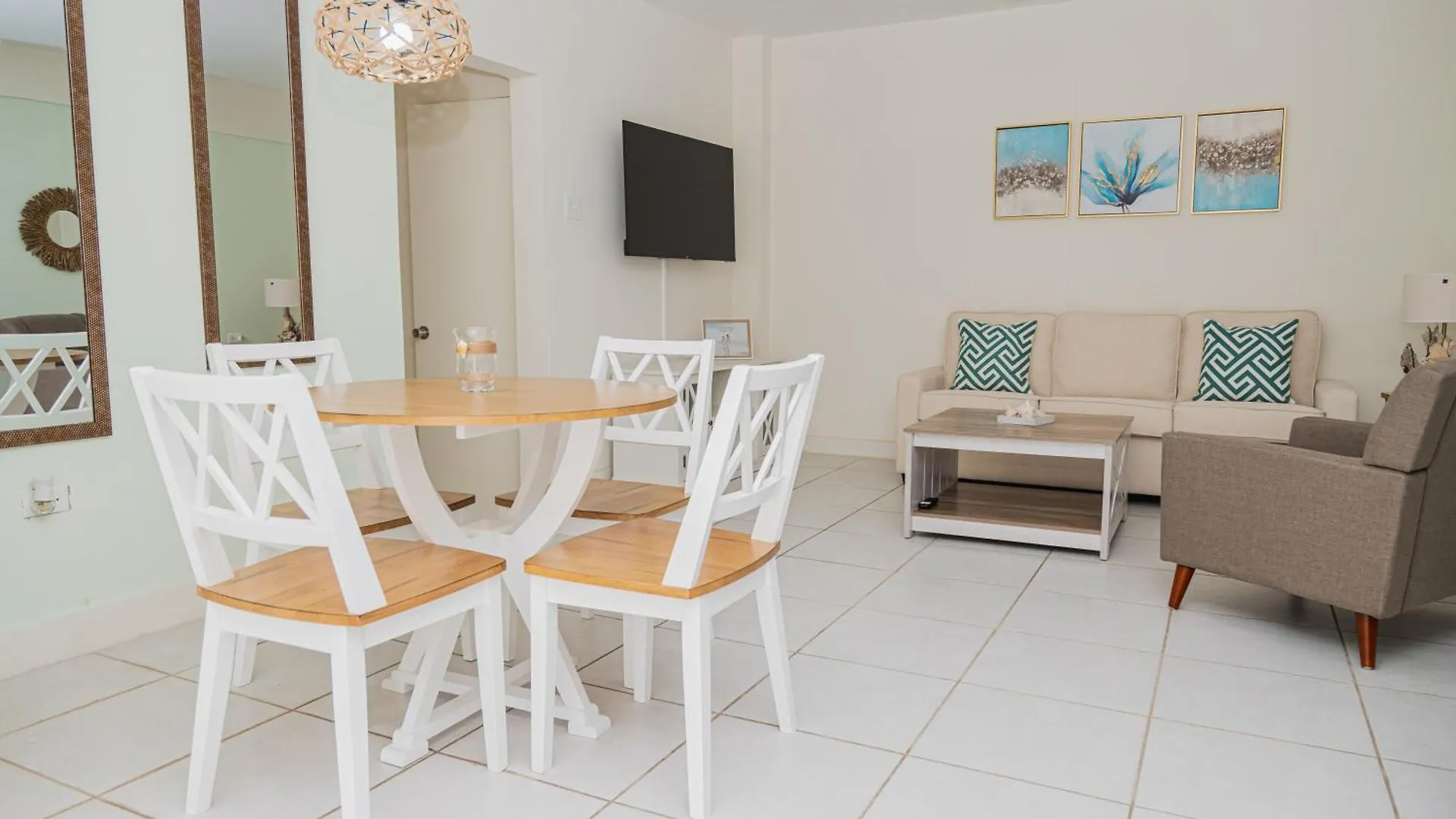 White Lotus Retreats Apartamento Palm Beach 0*,  Aruba