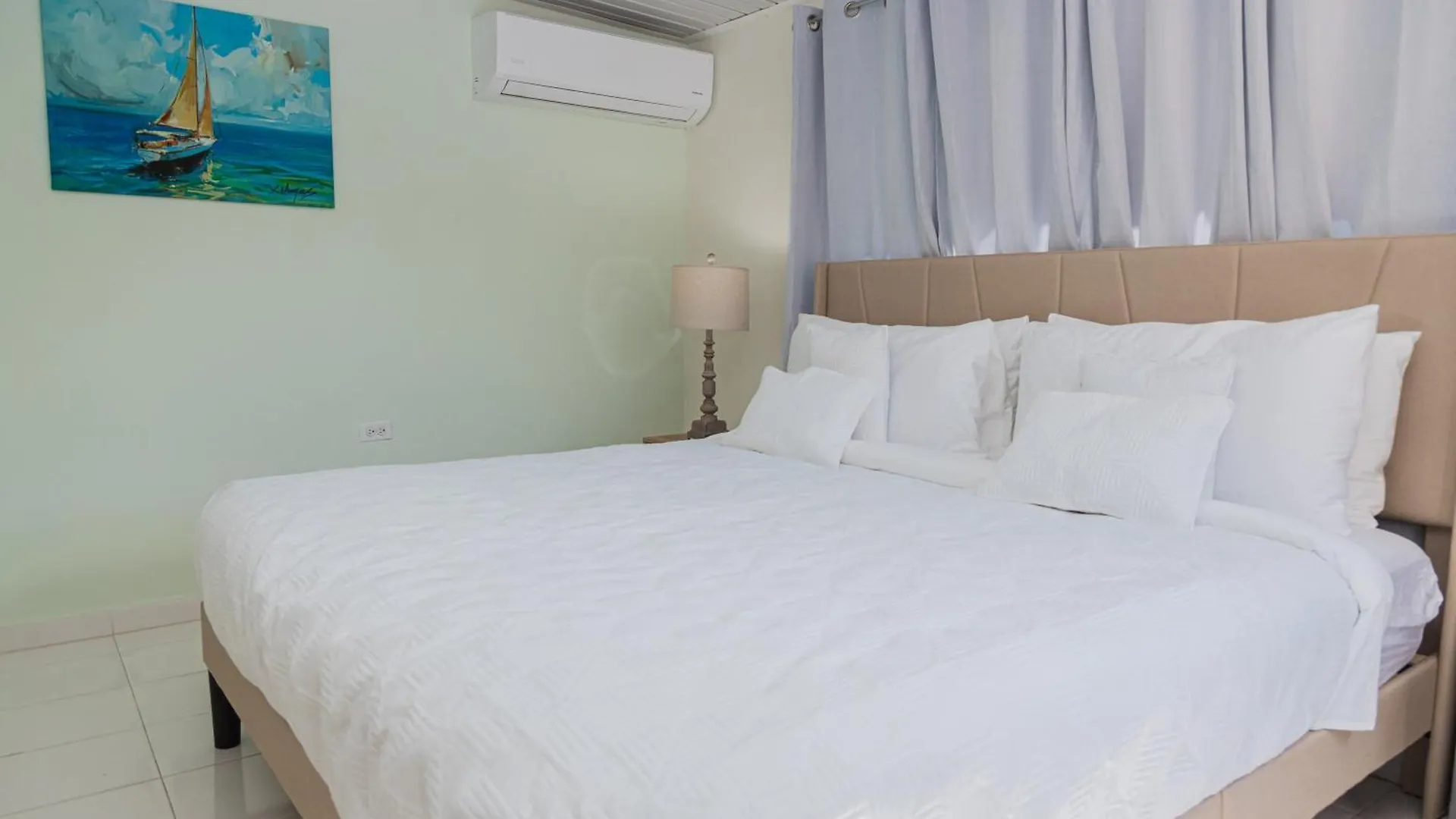 White Lotus Retreats Apartamento Palm Beach Aruba