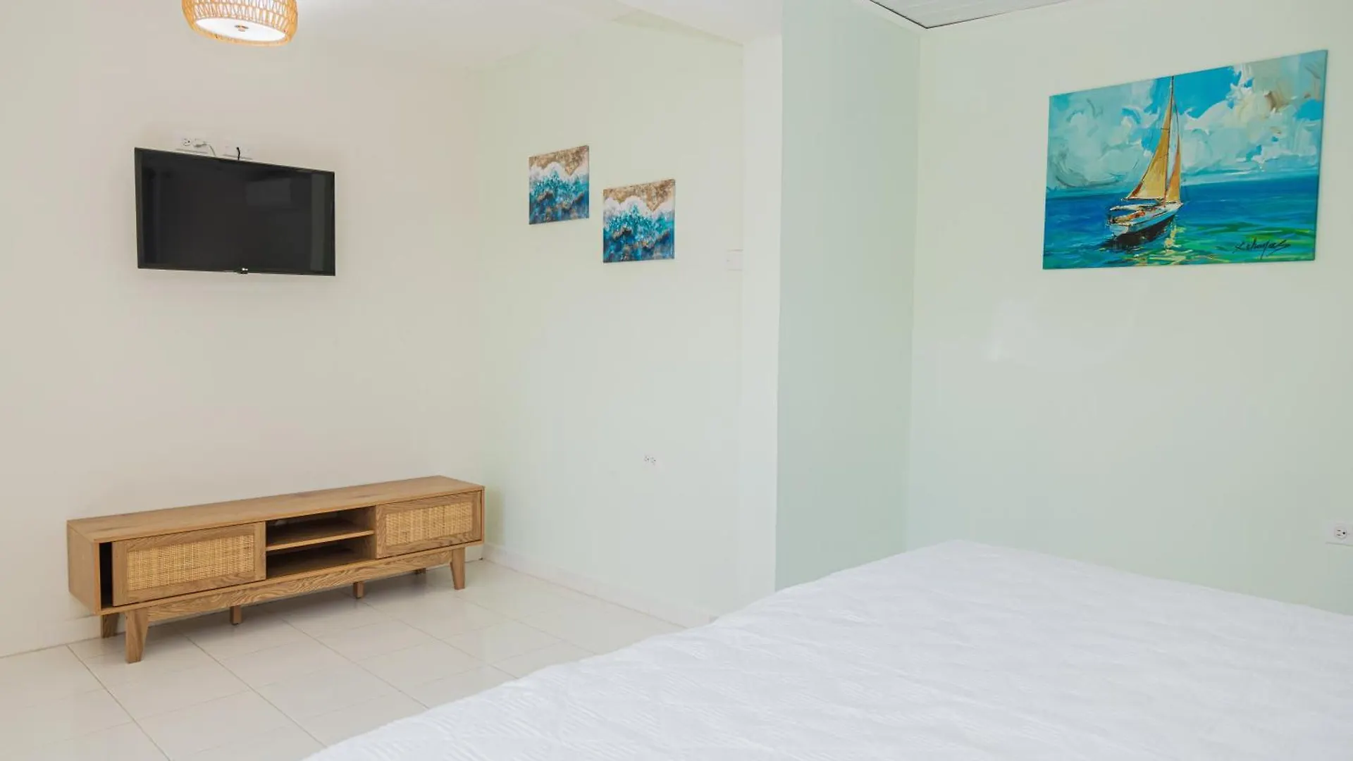 White Lotus Retreats Apartamento Palm Beach Aruba