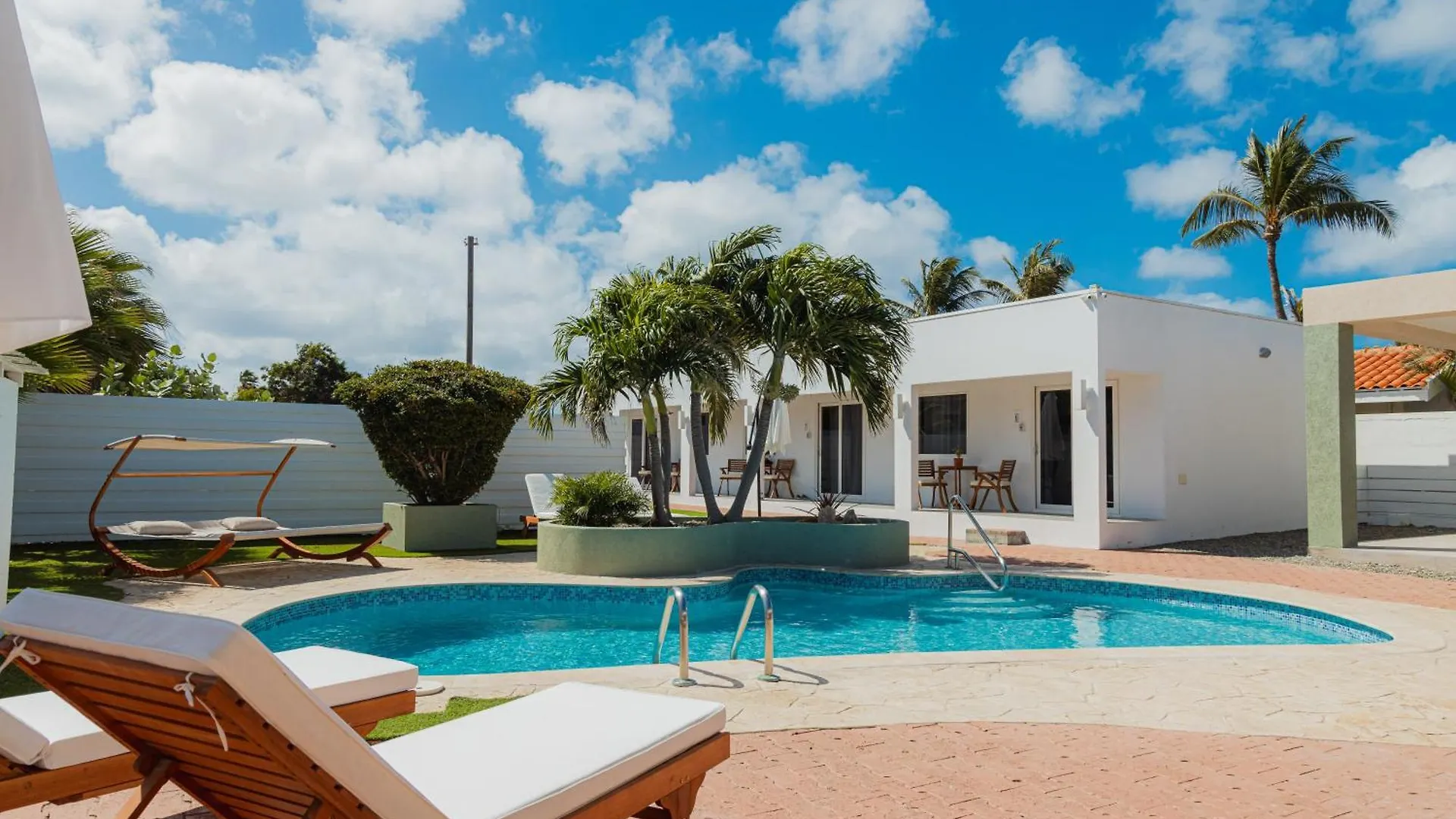 White Lotus Retreats Apartamento Palm Beach Aruba