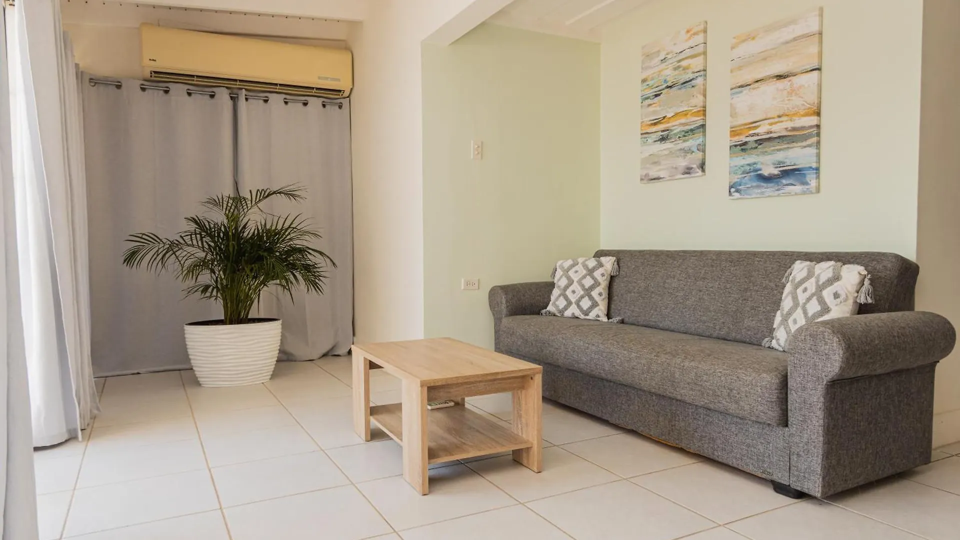 White Lotus Retreats Apartamento Palm Beach
