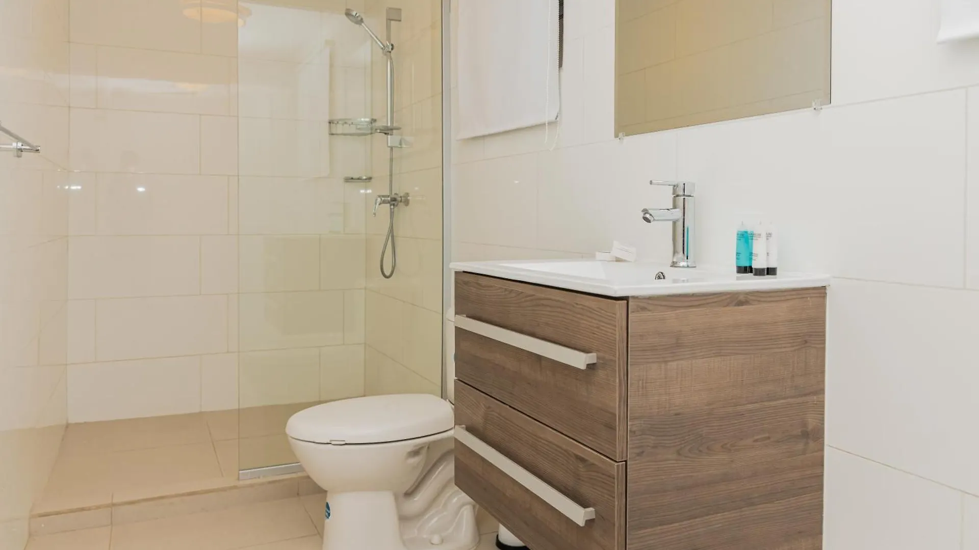 White Lotus Retreats Apartamento Palm Beach Aruba